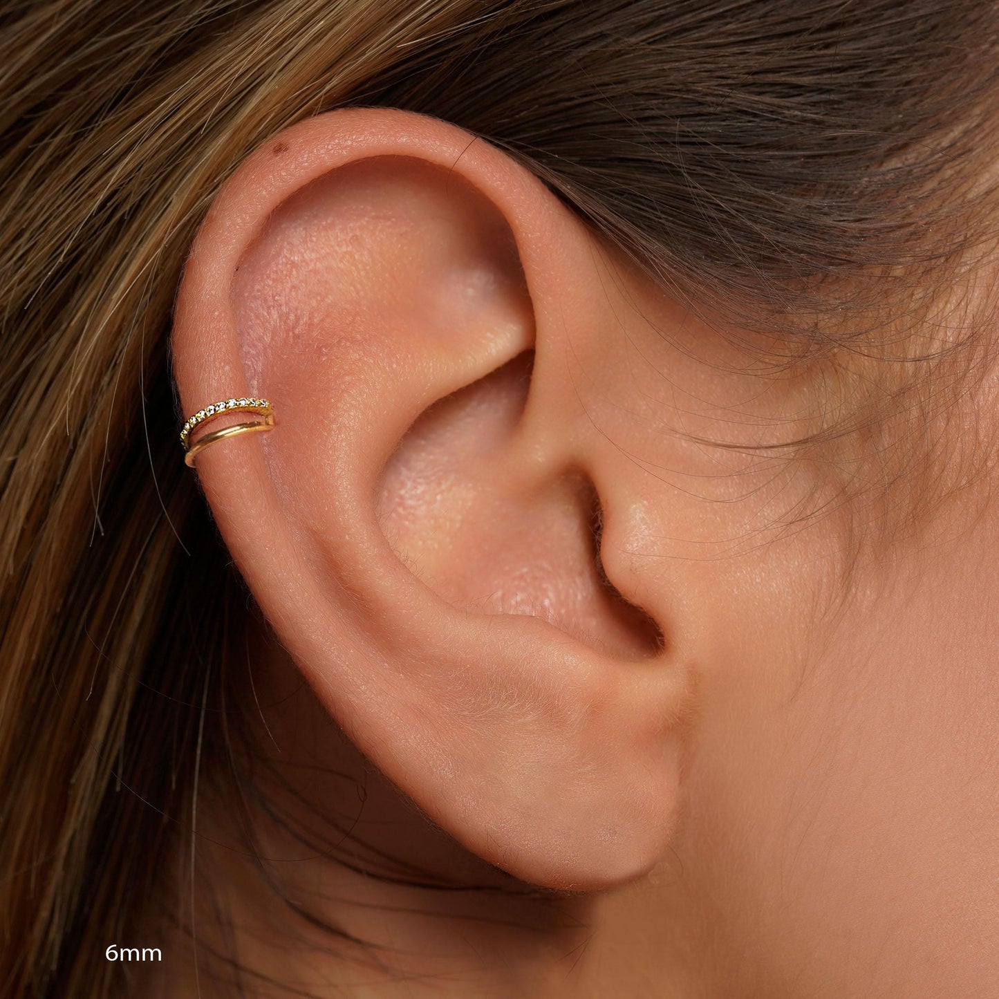 Versatile 18G/16G Titanium Double Hinge Hoop - Perfect for Nose, Septum, Cartilage, and Helix Piercings!