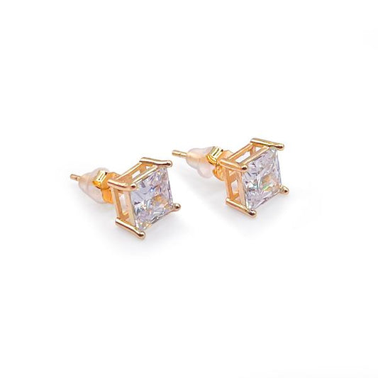 Sparkle in Style: 925 Sterling Silver Cubic Zirconia Stud Earrings