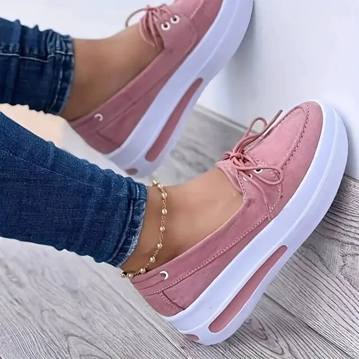 Chic Lift Women's Wedge Sneakers