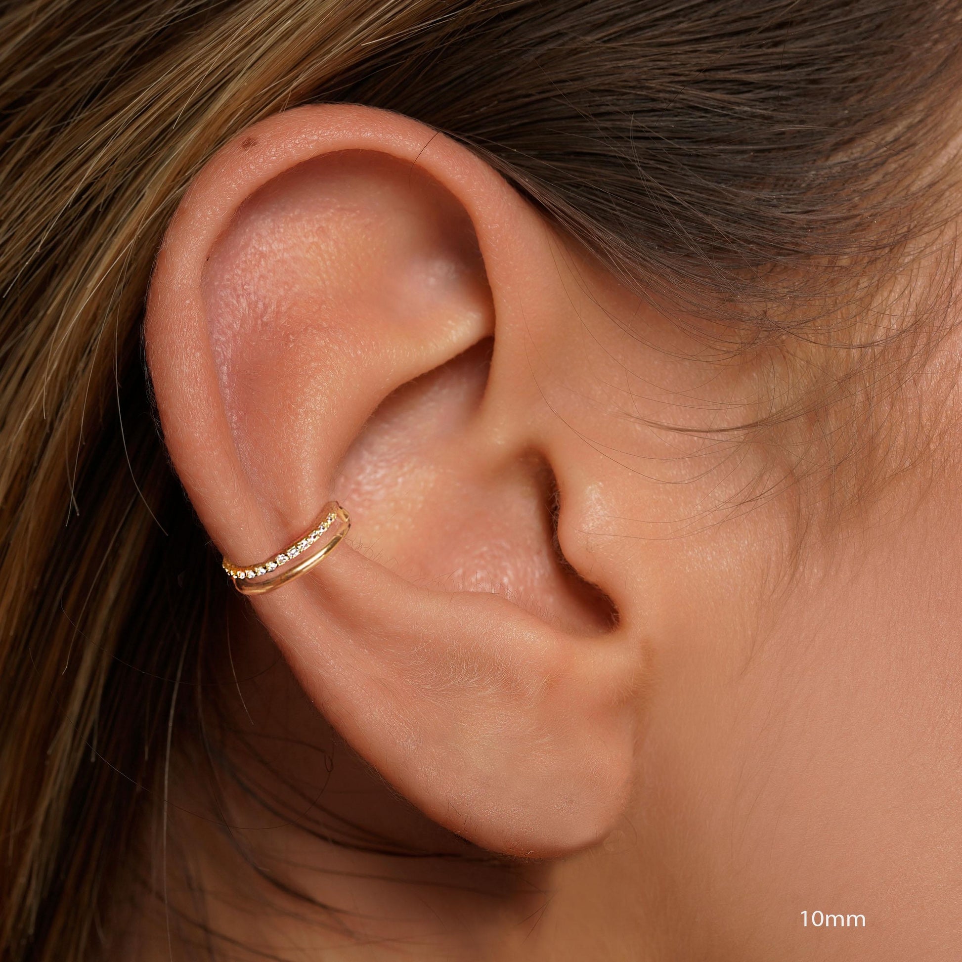 Versatile 18G/16G Titanium Double Hinge Hoop - Perfect for Nose, Septum, Cartilage, and Helix Piercings!